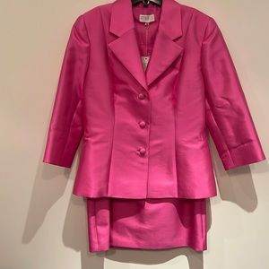 Melinda Eng Pink silk suit. Size Large.